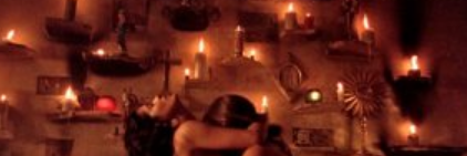 مشهد جنسي يجمع ليدي غاغا وسلمى الحايك في House Of Gucci